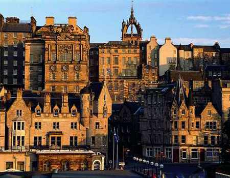 Единбург – Замъкът "Стърлинг"- Лох Ломонд - Келпийс -Глазгоу - 858€